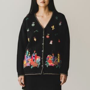 Vintage Quacker Factory Christmas Embroidered Cardigan Santa & Mrs. Claus Size M